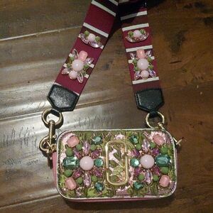 CALLING ALL AKA Ladies !! Marc Jacobs Pink & Green Bag